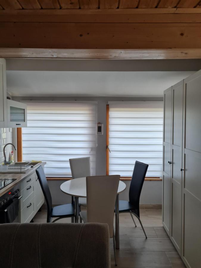 Flamingo Apartman Balatonszarszo Buitenkant foto